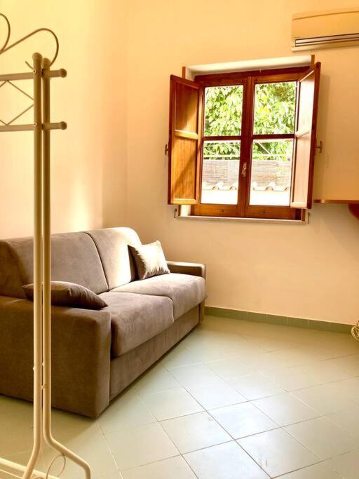 Villa Orlando Mondello ปาแลร์โม ภายนอก รูปภาพ